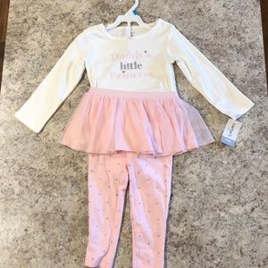 Carters 2 piece outfit NWT 24 m “Daddy’s Little Princess”